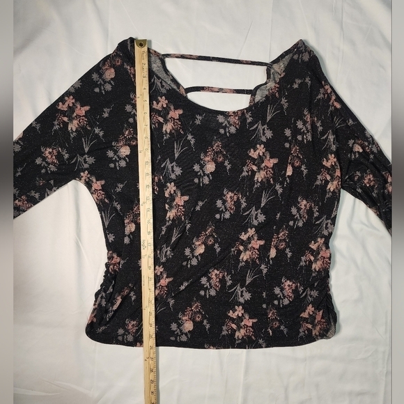 Faded Glory Womens Stretchy Floral Open Back Blouse - Picture 4 of 9